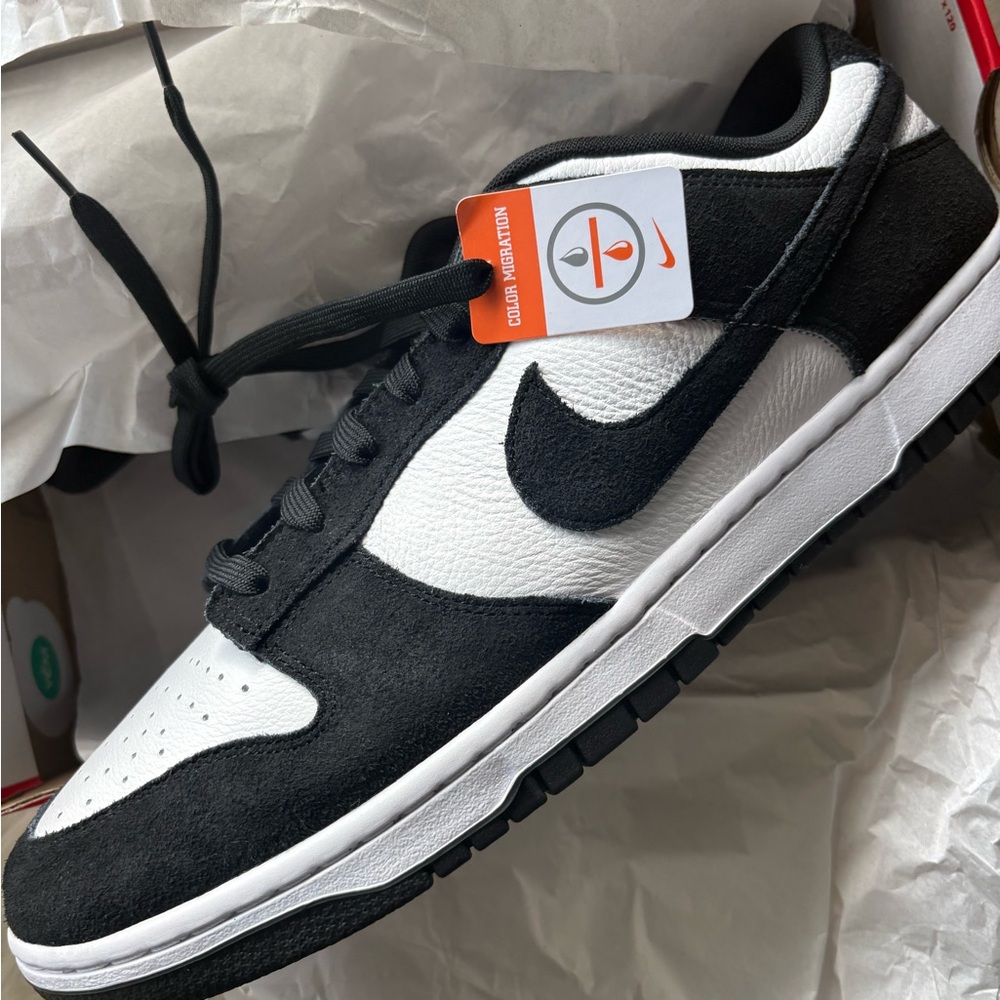 Nike Dunks Black and White